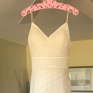 Ivory wedding gown